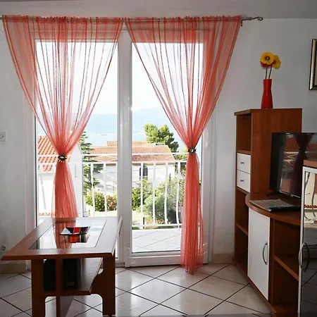 Apartments Majapaula Slatine Room photo